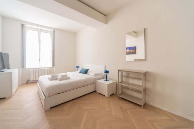 Charming 2-Bedroom Apartment in Milanese Building - Foto 2
