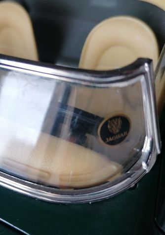 Burago JAGUAR "E" CABRIOLET (1961) verde, modellino statico metallo scala 1:18 - Foto 7