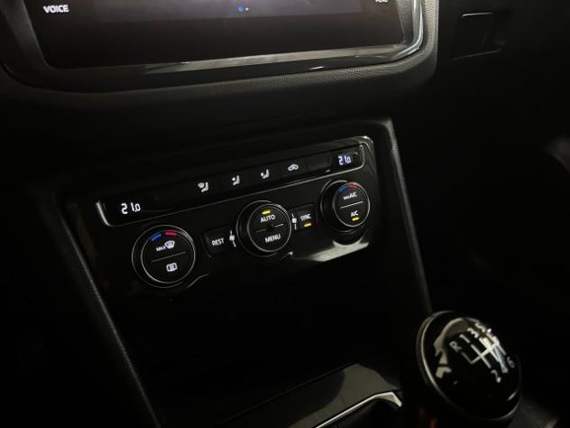 VOLKSWAGEN Tiguan 1.6 TDI SPORT rif. 24034224 - Foto 10