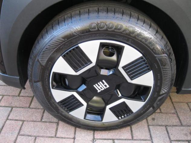 FIAT Grande Panda 1.2 Hybrid 110 CV S&S Icon rif. 24055657 - Foto 3