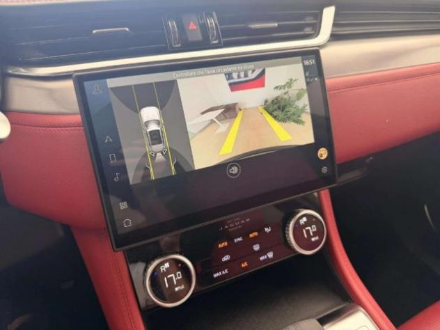 JAGUAR F-Pace 2.0 D 204 CV AWD aut. R-Dynamic S rif. 24040446 - Foto 10