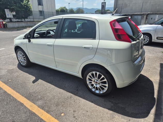 Fiat Grande Punto 1.4 5 porte Active Natural Power - Foto 4