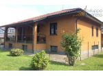VILLA SINGOLA CON ANNESSO CAPANNONE IN VENDITA A BURAGO DI MOLGORA