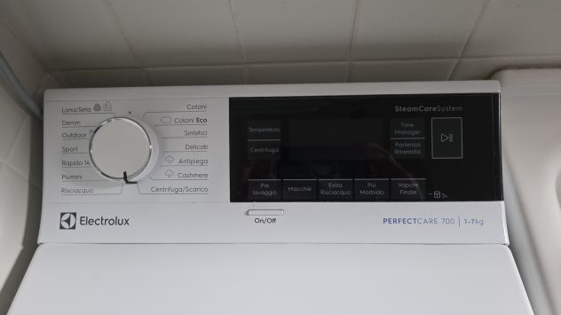 Lavatrice Electrolux PerfectCare 700 carica da alto - Foto 5
