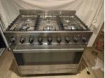 Vendo cucina a gas smeg 6 fuochi con forno