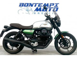 Moto Guzzi V7 IV null