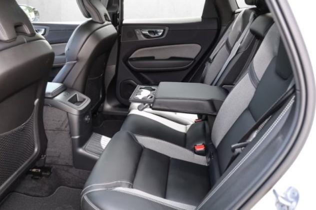 VOLVO XC60 T8 Recharge Plug-in Hybrid AWD automatico Plus Da rif. 23093236 - Foto 6