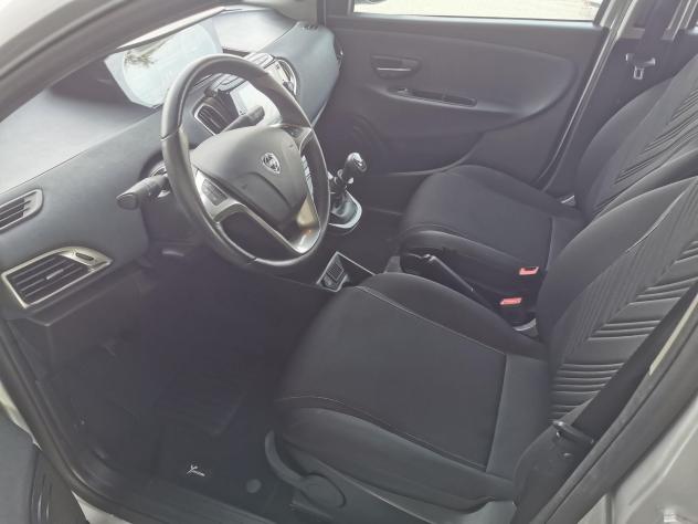 Lancia Ypsilon 1.0 FireFly 5 porte S&S Hybrid Gold - Foto 7
