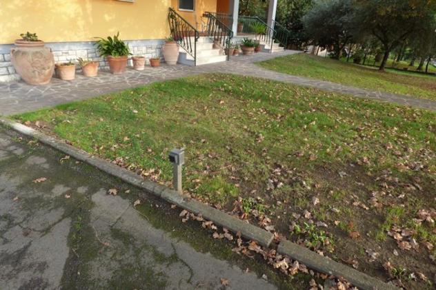 Villa in vendita a Sant'Alessio - Lucca 250 mq Rif: 1385899