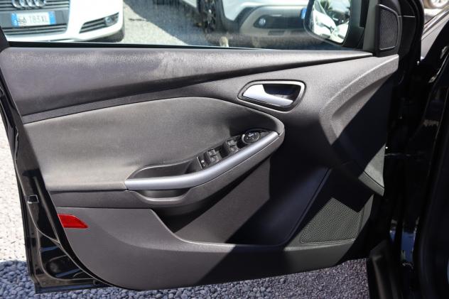 Ford Focus 1.6 TDCi 115CV SW Titanium Bs. - Foto 9