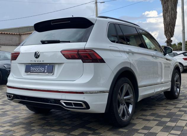 Volkswagen Tiguan R-Line 2.0 TDI 150 CV DSG - Foto 4