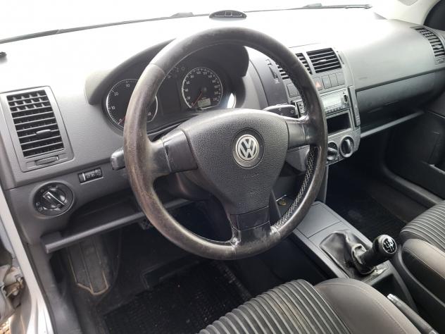 Volkswagen Polo 1.4/80CV TDI 5p. Comfortline - Foto 8