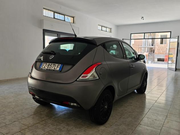 Lancia Ypsilon 1.2 69 CV 5 porte GPL Ecochic Elefantino - Foto 4