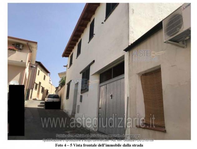IMMOBILI-IMMOBILE RESIDENZIALE-Via Dante n.4