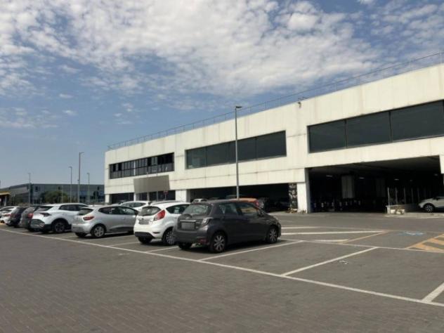 Immobile in asta di 1846 m² in vendita a Cascina - Foto 3