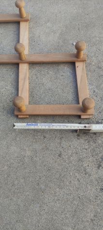 Appendiabiti estensibili a fisarmonica in legno. - Foto 4