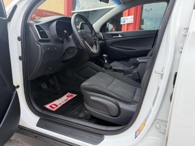 Hyundai TUCSON 1.6 crdi Xtech 2wd 115cv - Foto 3