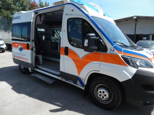 Peugeot Boxer 335 2.0 BlueHDi AMBULANZA - Foto 10