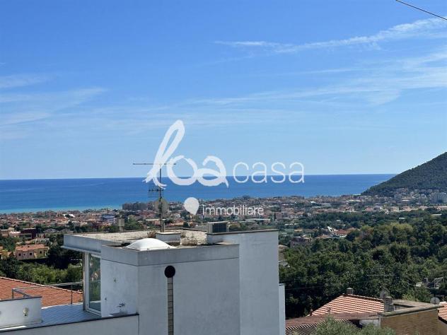 LOANO splendido attico in villa vista mare!!! - Foto 17