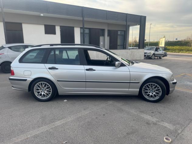 Bmw 318 318i cat Touring Automatica - Foto 4