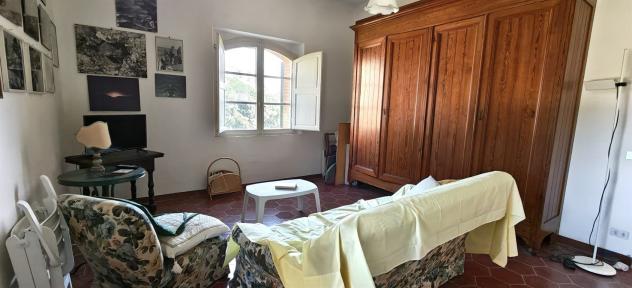 Villa d'epoca con ampi spazi esterni - Foto 15