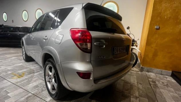 TOYOTA RAV 4 MY23 RAV4 Crossover 2.2 D-Cat 177 CV Luxury rif. 23922556 - Foto 6