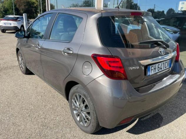 TOYOTA Yaris 1.0 5 porte Lounge rif. 24096850 - Foto 8