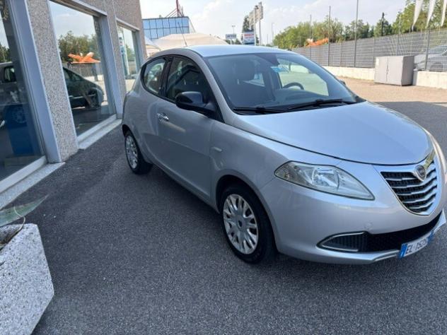 Lancia Ypsilon 1.2 69 CV 5 porte S&S Gold