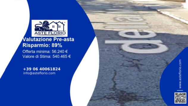 Immobile in asta di 410 m², box auto in vendita a Appignano - Foto 2