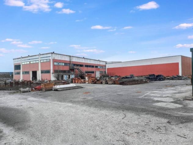 Immobile in asta di 465 m² in vendita a Montefalco - Foto 2