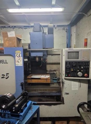 CENTRO DI LAVORO VERTICALE LEADWELL VMC 25 - Foto 6