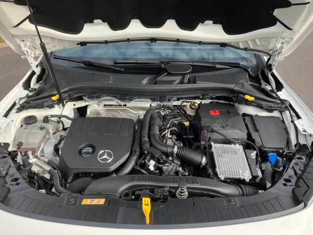 Mercedes-Benz GLA GLA 180 AMG Line ADVANCE PLUS LED CAMERA KEYLESS - Foto 9