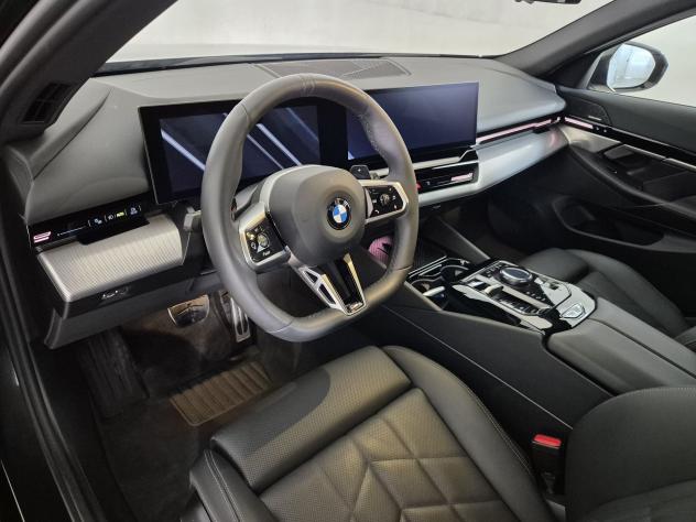 BMW Serie 5 G61 Touring 520d Touring 48V xdrive MSport Pro auto - Foto 7