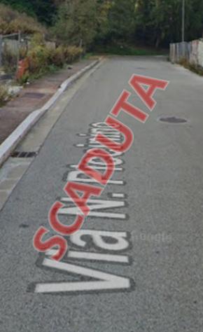 Immobile in asta di 32 m² con più di 5 locali in vendita a Macerata