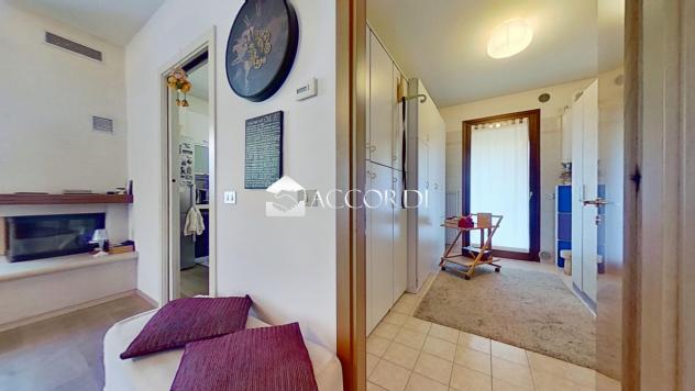VILLA A SCHIERA di 5 vani e di 190 mq (MONTEBELLUNA) rif. DG368 - Foto 16