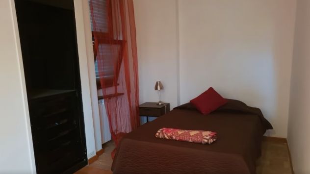 PRATI BILOCALE CON POSTO AUTO