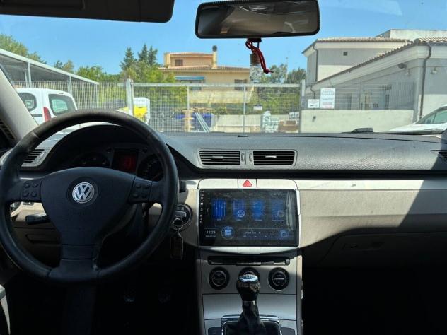 Volkswagen Passat 2.0 TDI DPF Comfortline - Foto 10