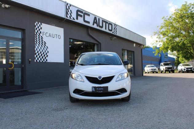 Lancia Ypsilon 1.2 69 CV 5 porte GPL Ecochic Gold