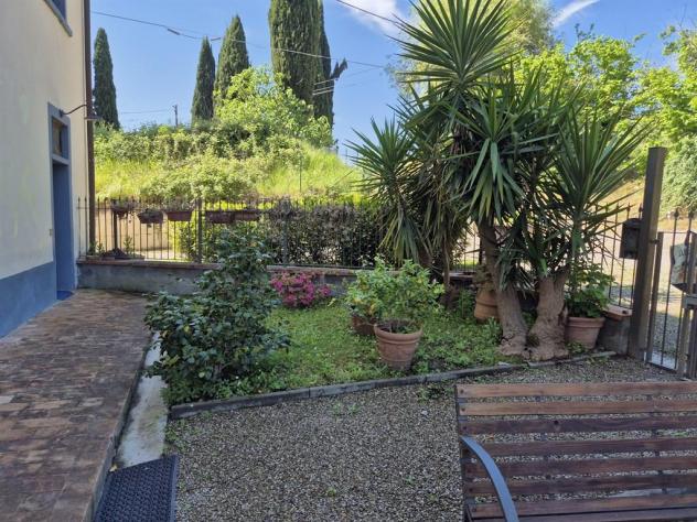 VENDESI CASALE COLLINE DI GAMBASSI TERME CON TERRENO - Foto 4