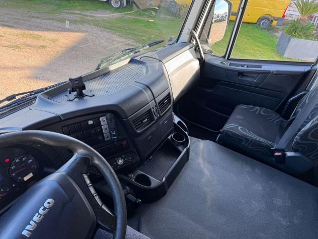 IVECO STRALIS 310 EEV FURGONATO CON PEDANA - Foto 8