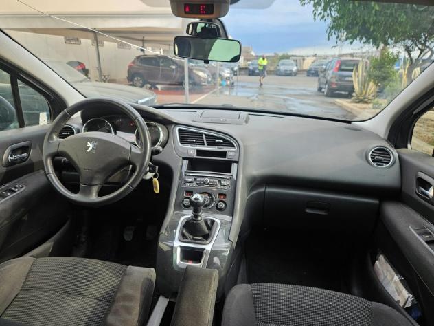 Peugeot 5008 1.6 HDi 115CV Business - Foto 7