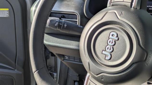 JEEP Avenger ALTITUDE 1.2cc 100cv SAFETYPACK ANDROID/CARPLAY rif. 22927556 - Foto 8