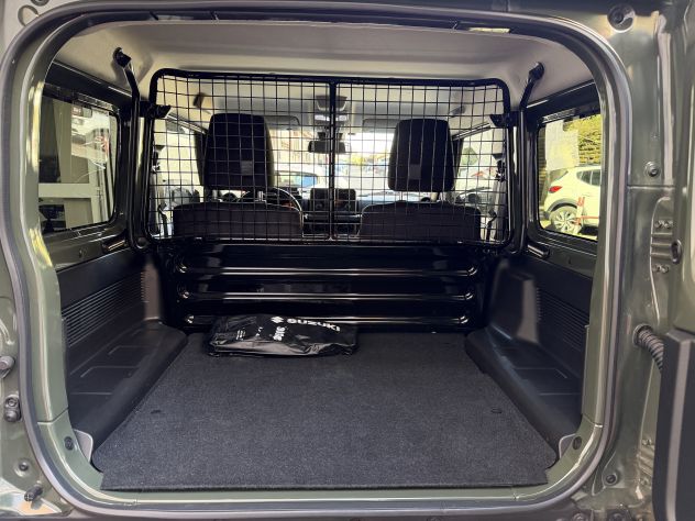 Suzuki Jimny 1.5 ALLGRIP Pro Autocarro 2022 4x4 / Da 326,00 € mese - Foto 12