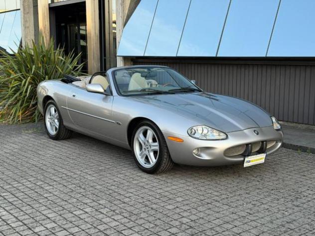 JAGUAR XK8 4.0 Convertibile * ASI CRS * NUOVA DISTRIBUZIONE * rif. 24172652