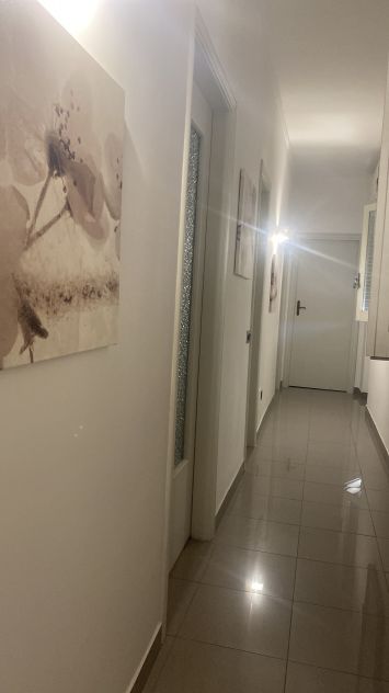 Affitto tre camere matrimoniali uso singola contratto minimo annuale - Foto 6