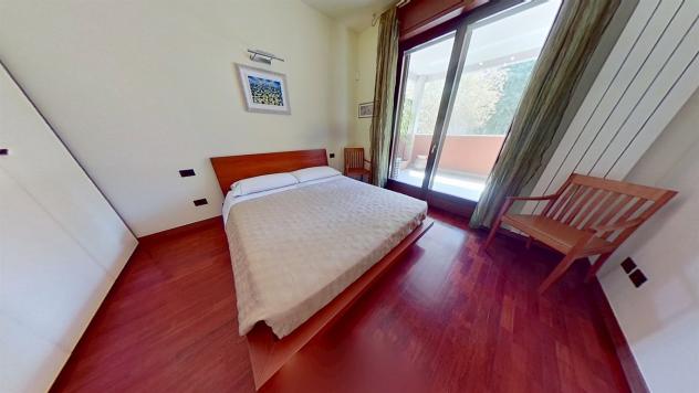 LUMINONO BILOCALE CON TERRAZZO - VIA LEGNONE - Foto 13