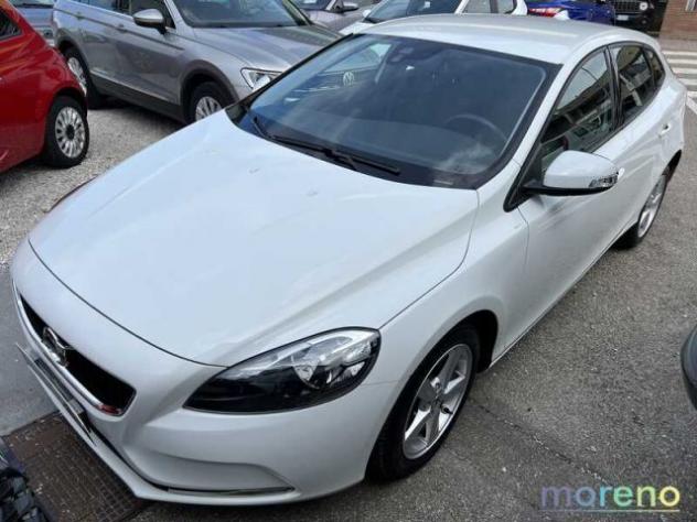 VOLVO V40 2.0 D2 Business rif. 19038392