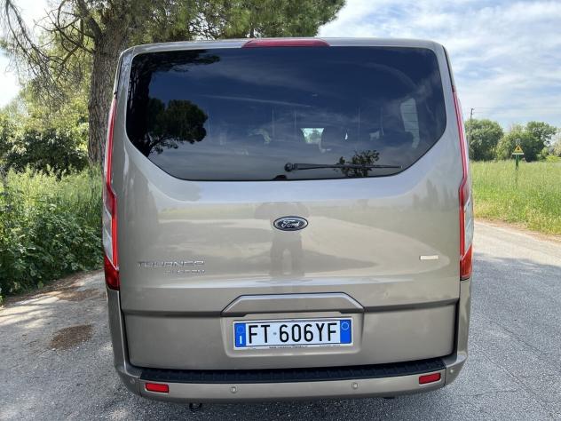 Ford Tourneo Custom 310 2.0 TDCi 130CV PC Titanium - Foto 4