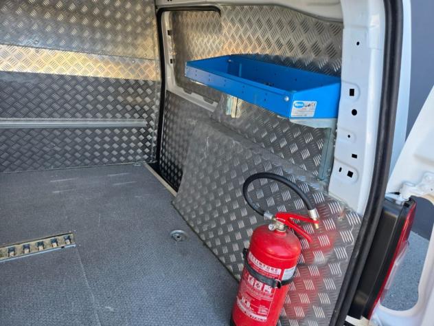 Peugeot Partner BHDi 130 PC Premium Riv. Inox - Foto 7