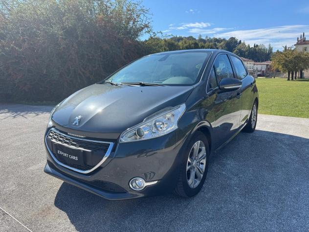 PEUGEOT 208 1.4 HDi 68 CV 5 Porte Allure NAVIGATORE 121.000 KM